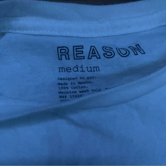 King If The City Graphic Tee! ☀️ - Picture 3 of 3